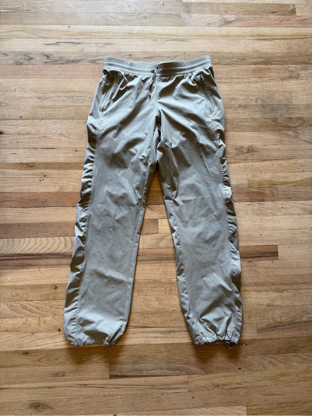 KÜHL Freeflex Women's Track Pants in Light Khaki